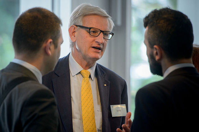 Carl Bildt jämför Israel med IS