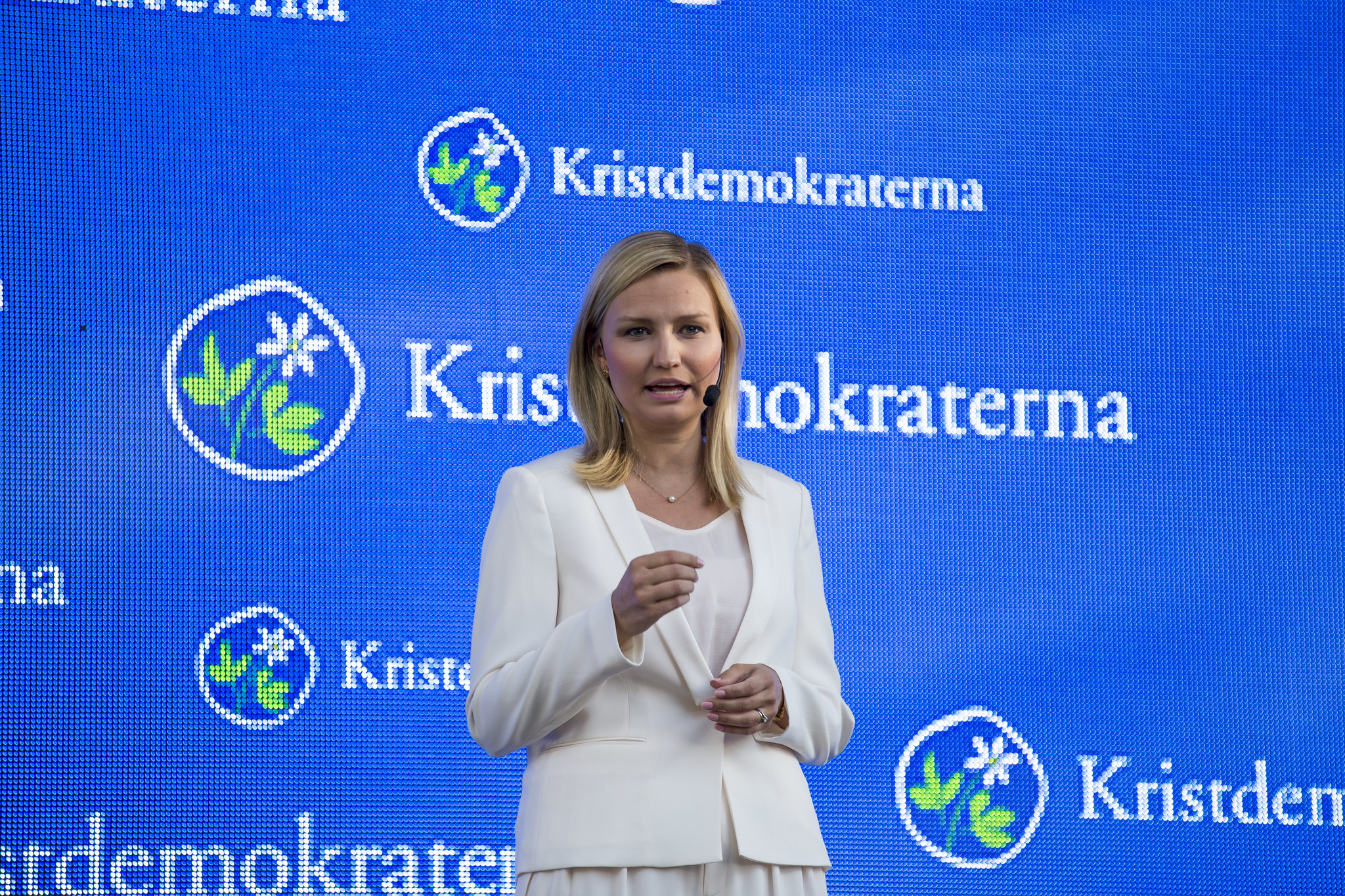 KD vill fortfarande bygga svenska fängelser i Afghanistan