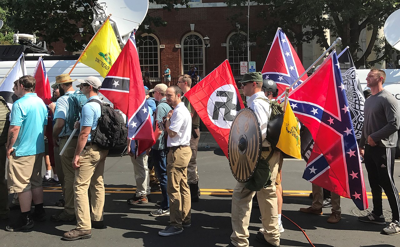 Kyle Rittenhouse huvudtalare och dragplåster för proto-fascister