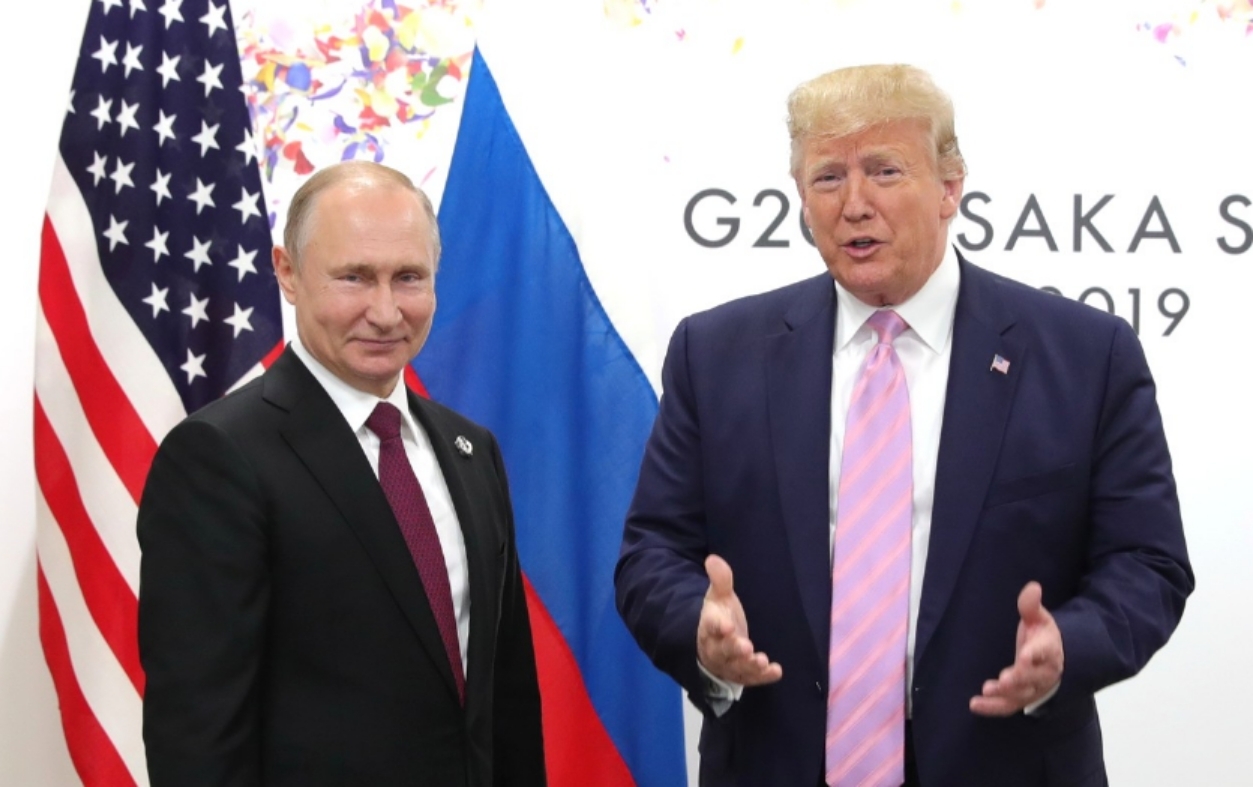 Tidigare toppchefen: ”Trump är avundsjuk på Putin”