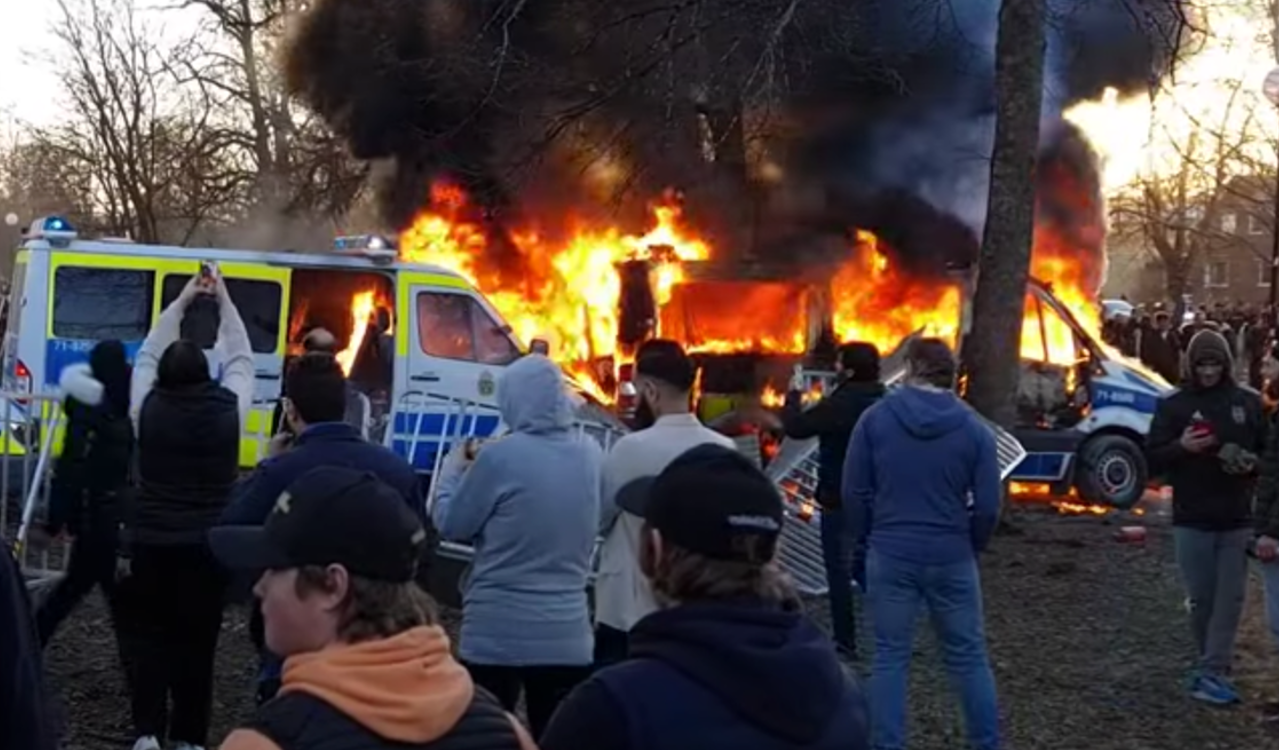 Polisen: Uppviglingen orkestrerades utomlands