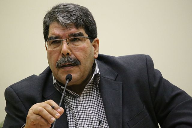 Kurdiska svaret till regeringen: Hämta era terrorister