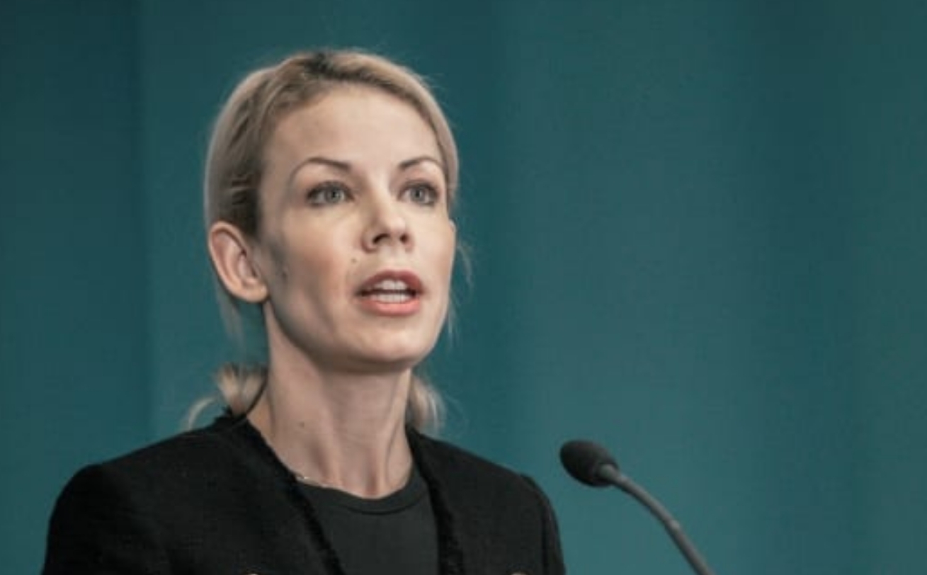 Moderaternas bajsmacka kostar 120 miljoner
