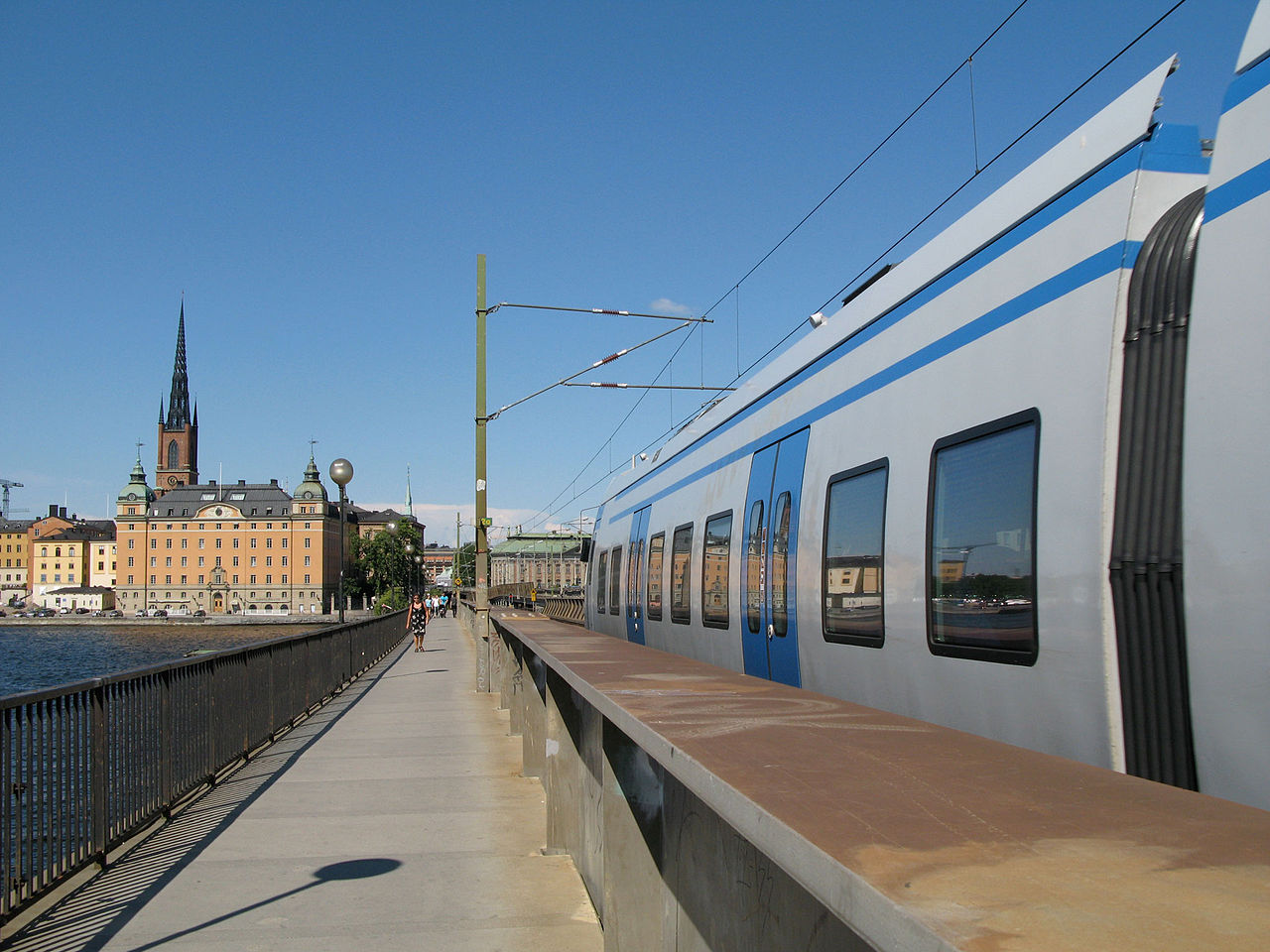 Skyddsstopp för Stockholms pendeltåg