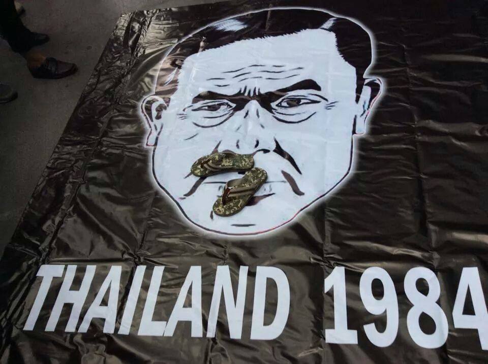 Thailands diktator bortröstad